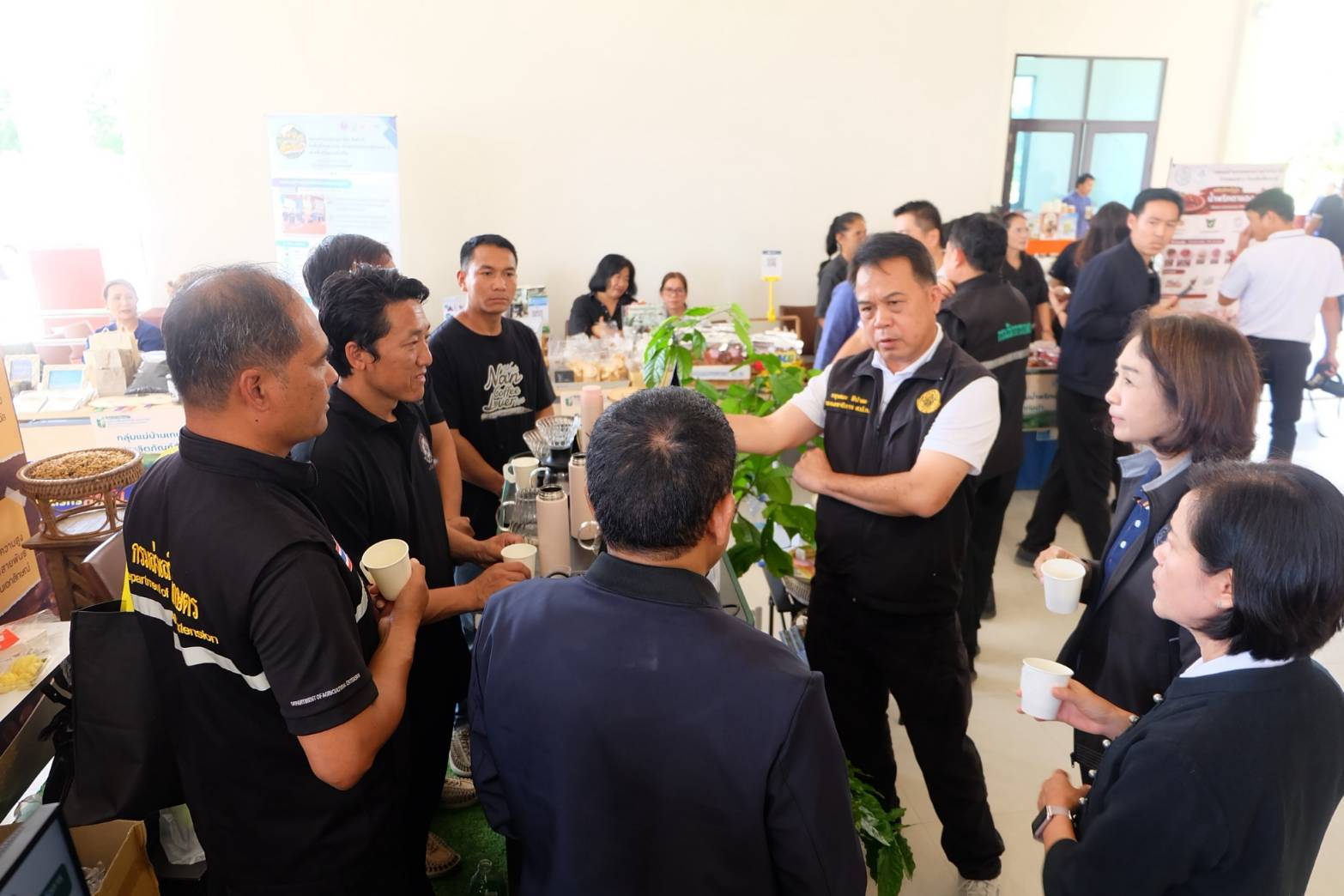 title - รองเลขาธิการ ส.ป.ก. ร่วมคณะ รมช.กษ. ลุยเชียงราย ขับเคลื่อนนวัตกรรมเกษตรรับมือการเปลี่ยนแปลงสภาพภูมิอากาศ